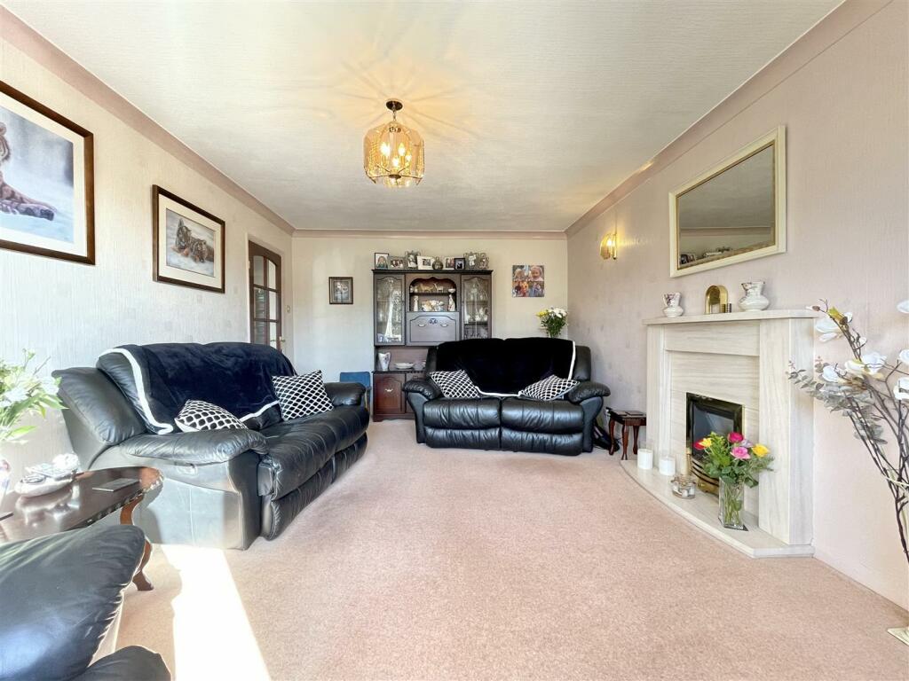 Additional image 4 of Moor Close Road, Queensbury, Bradford