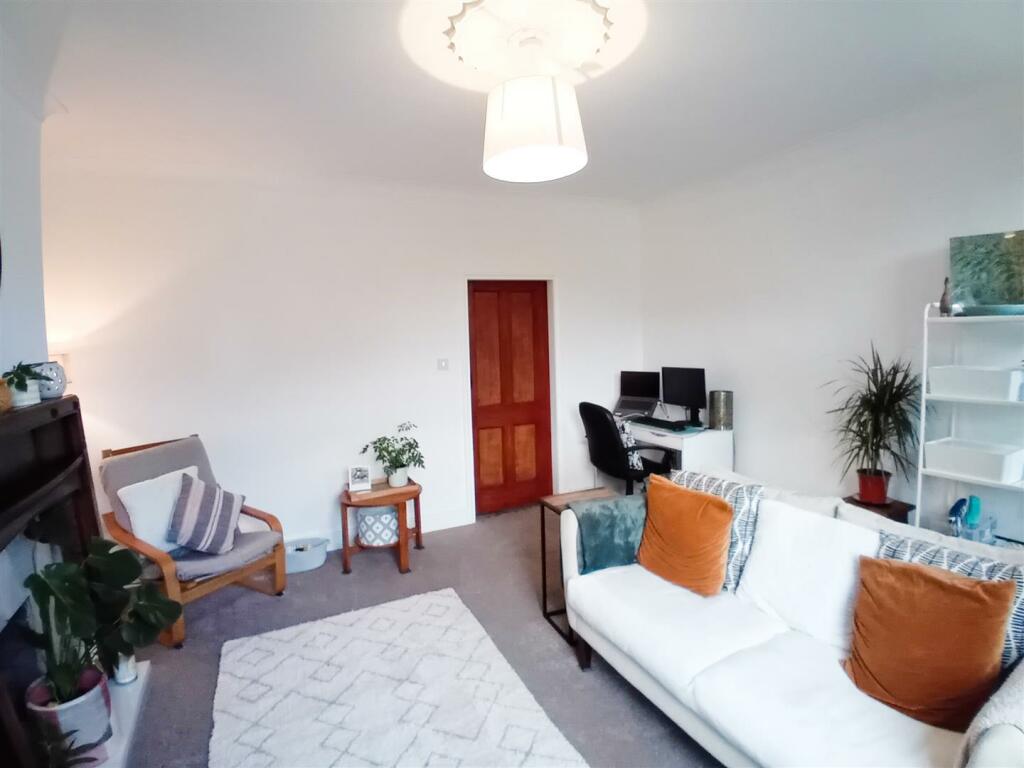 Additional image 4 of Thomas Street, Cross Hills