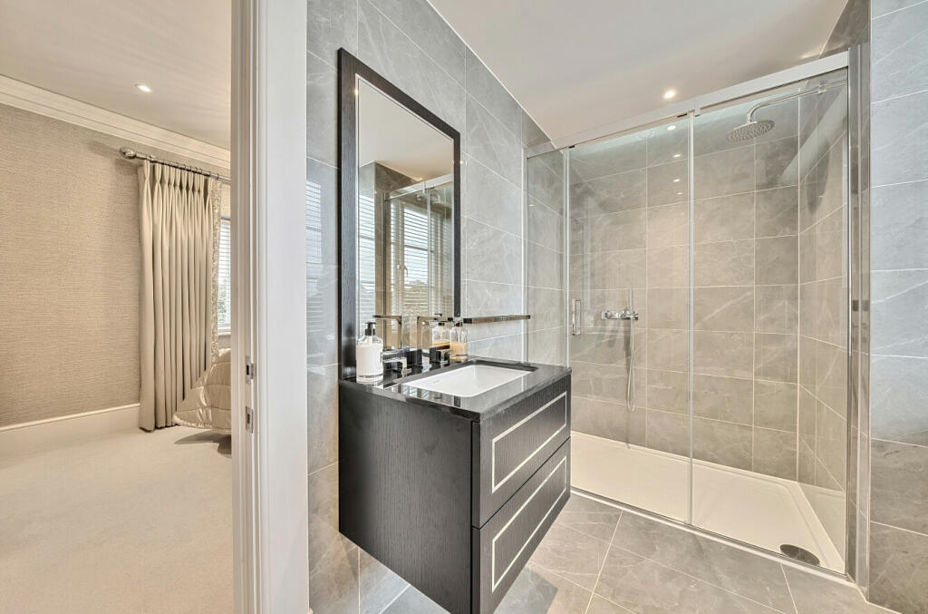 Additional image 25 of Westerham Road, Keston, Kent, BR2