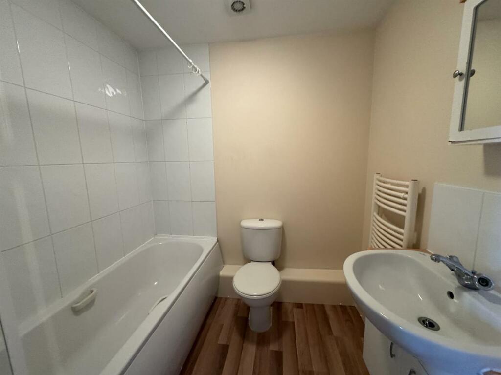 Additional image 7 of Manor Park Road, Cleckheaton