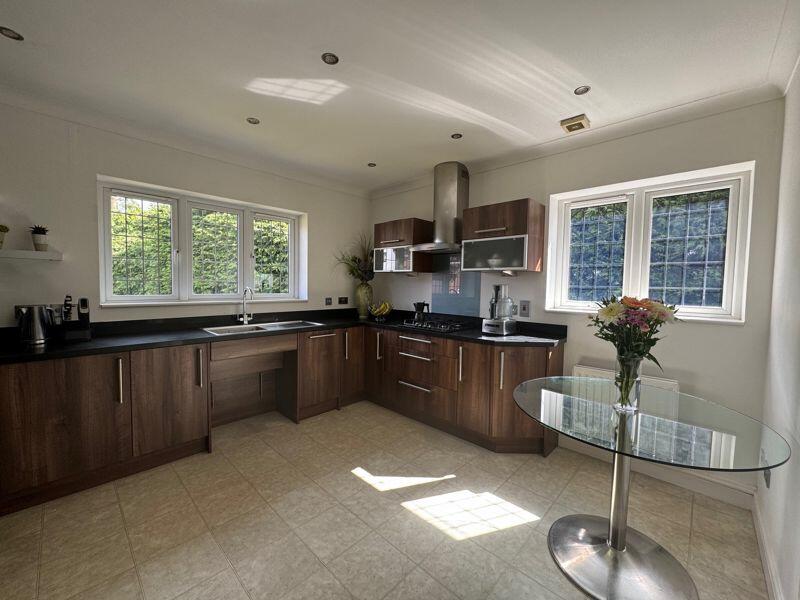 Additional image 14 of ALVESTON, BRISTOL