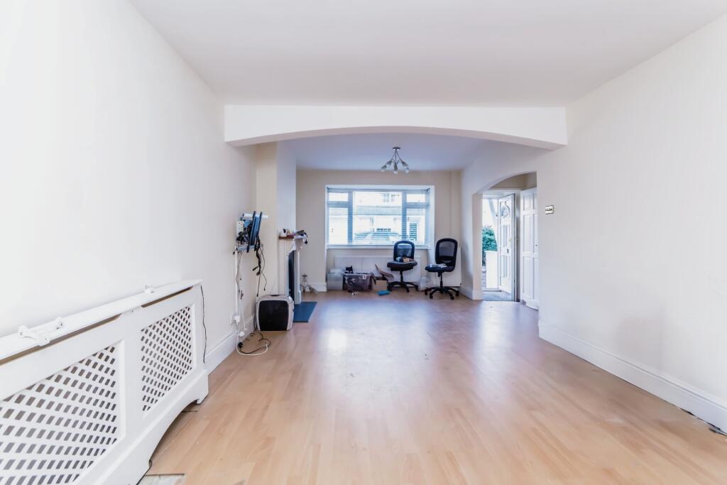 Palmerston Road, Orpington photo 5