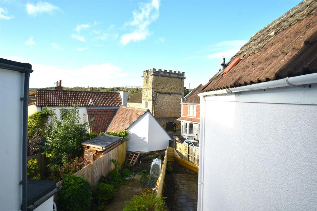 Additional image 16 of Beautiful Refurbished Cottage Set In The Heart Of Westbury Village