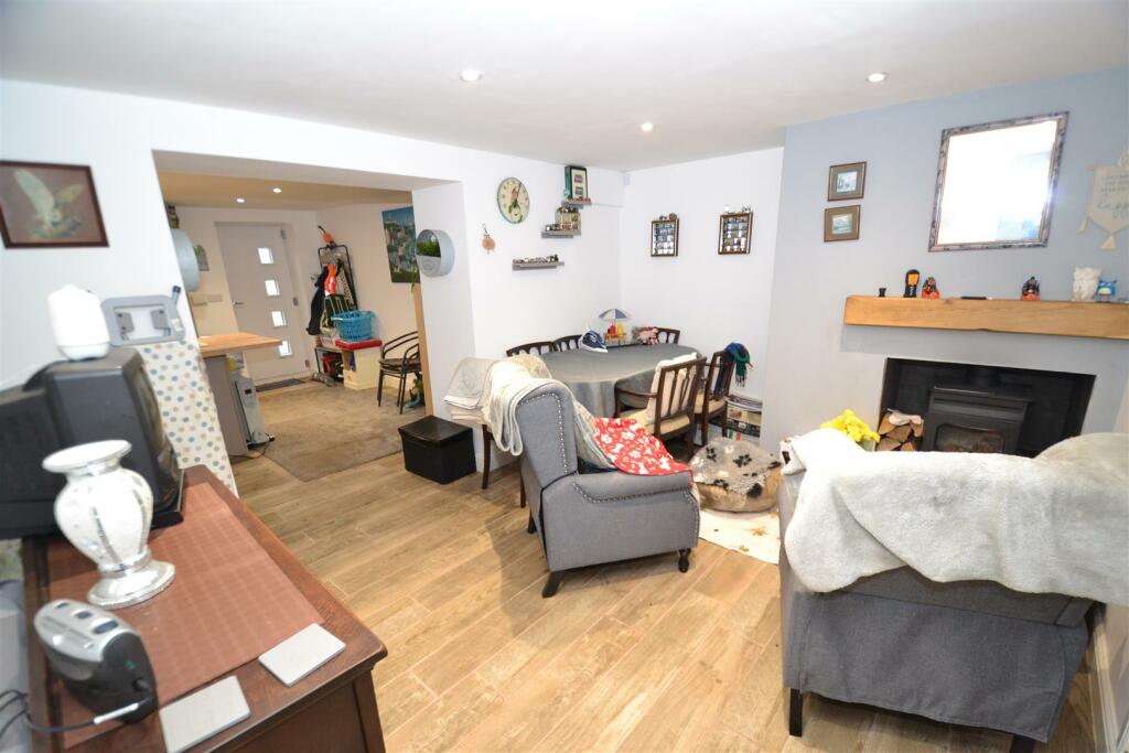 Additional image 15 of Ford Hill, Queensbury, Bradford