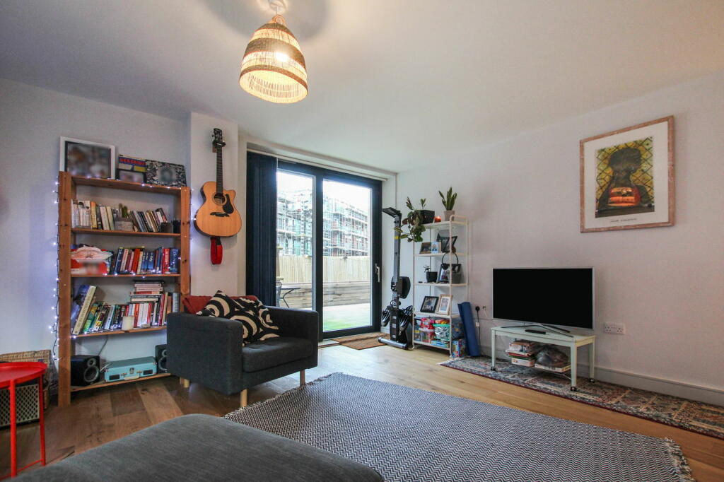 Additional image 6 of Capstan Room, St. John's Road, Southville, Bristol, BS3