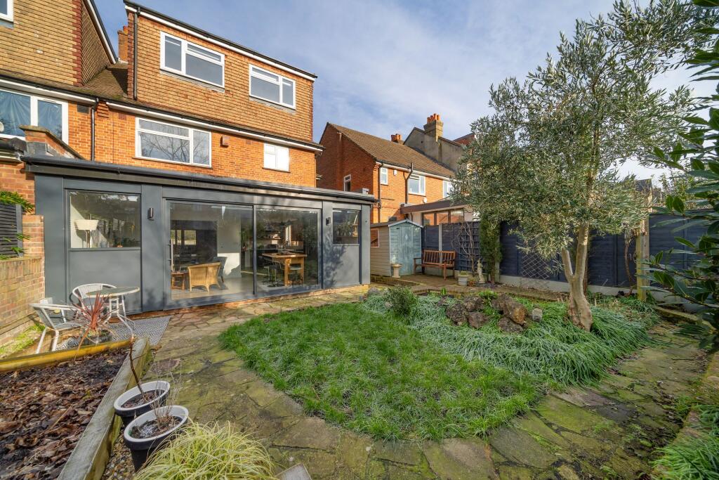 Additional image 8 of Cedars Road, Beckenham, BR3