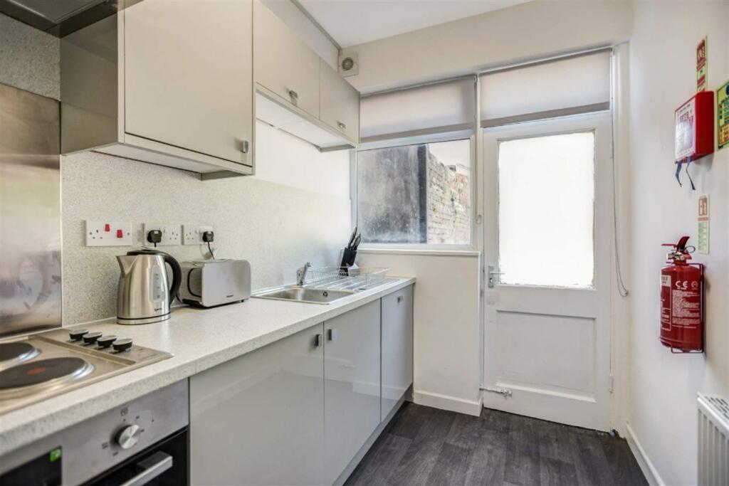 Additional image 4 of 3 bedroom Terraced House in Hayward Road, Bristol