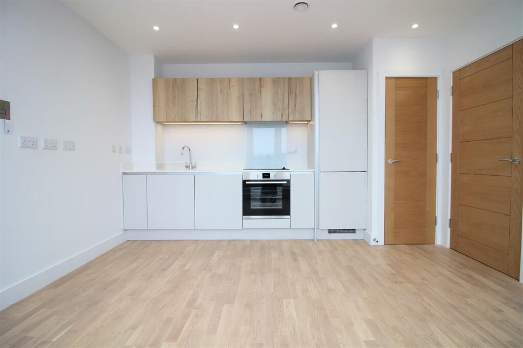 Additional image 5 of Riverside View, Keynsham