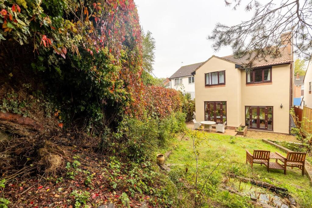 Additional image 11 of Dundridge Lane, Troopers Hill