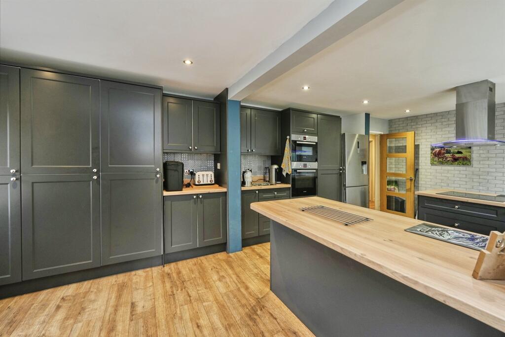 Primary image of Cotswold Road, Chipping Sodbury, Bristol