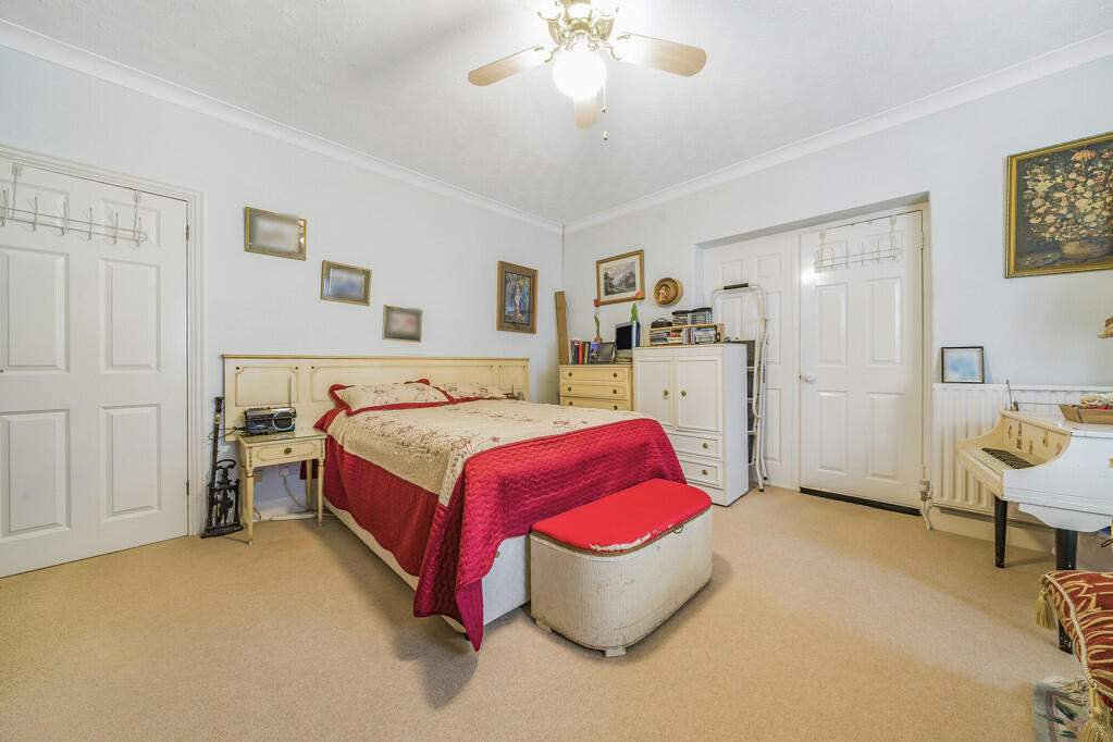 Additional image 8 of Knoll Rise, Orpington