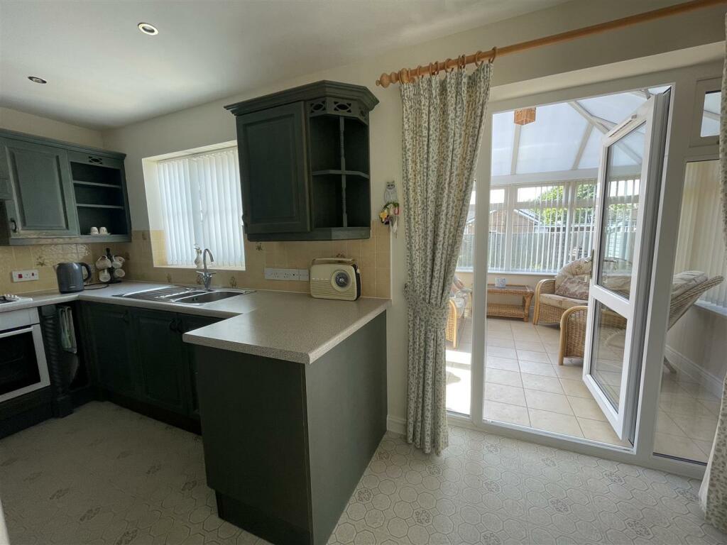 Additional image 9 of Wingard Close, Uphill - No Chain