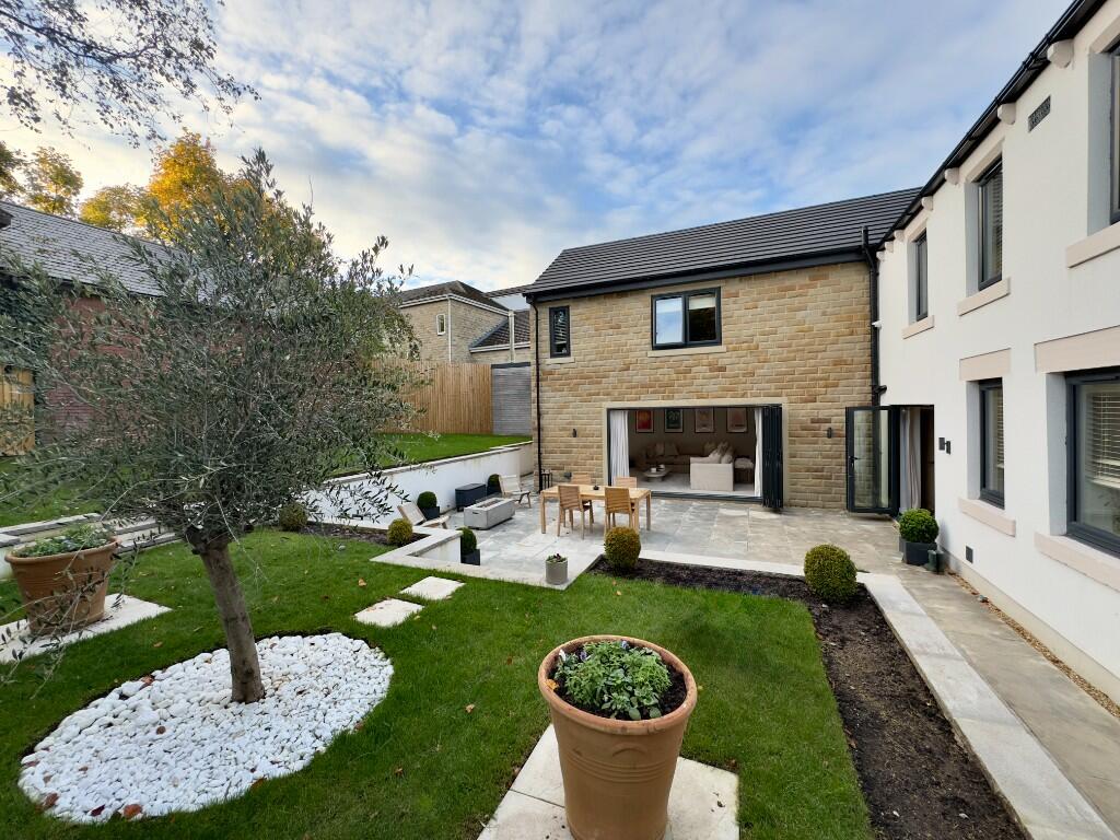 Additional image 25 of Copper Beech Barn, Oxford Road, Gomersal, Cleckheaton, BD19 4FD