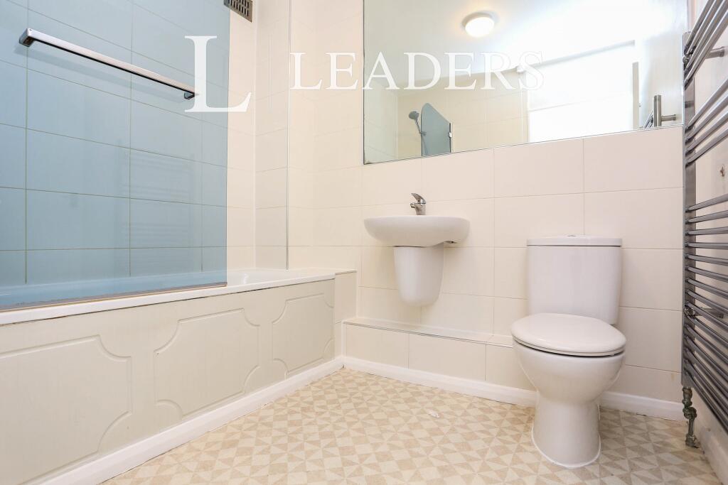 Albemarle Road, Beckenham, BR3 photo 5