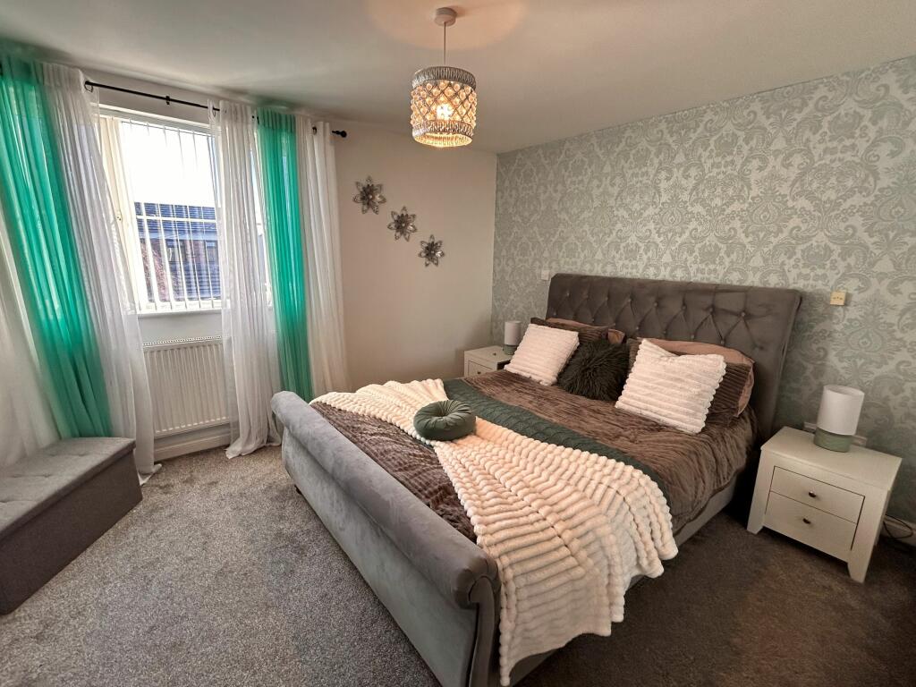 Additional image 5 of North Road, Winterbourne, Bristol