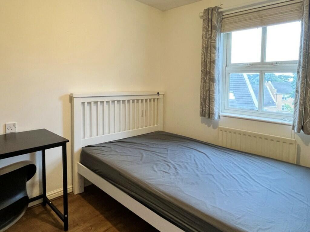 Additional image 3 of Trellick Walk, Bristol