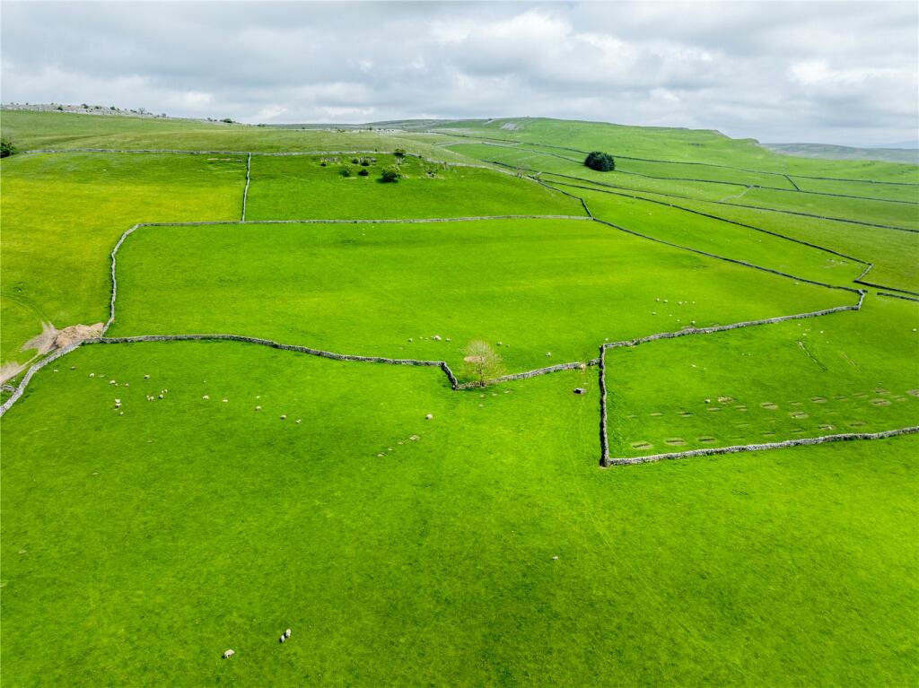 Additional image 2 of Stoney Head Hall Farm, Sunbiggin, Penrith