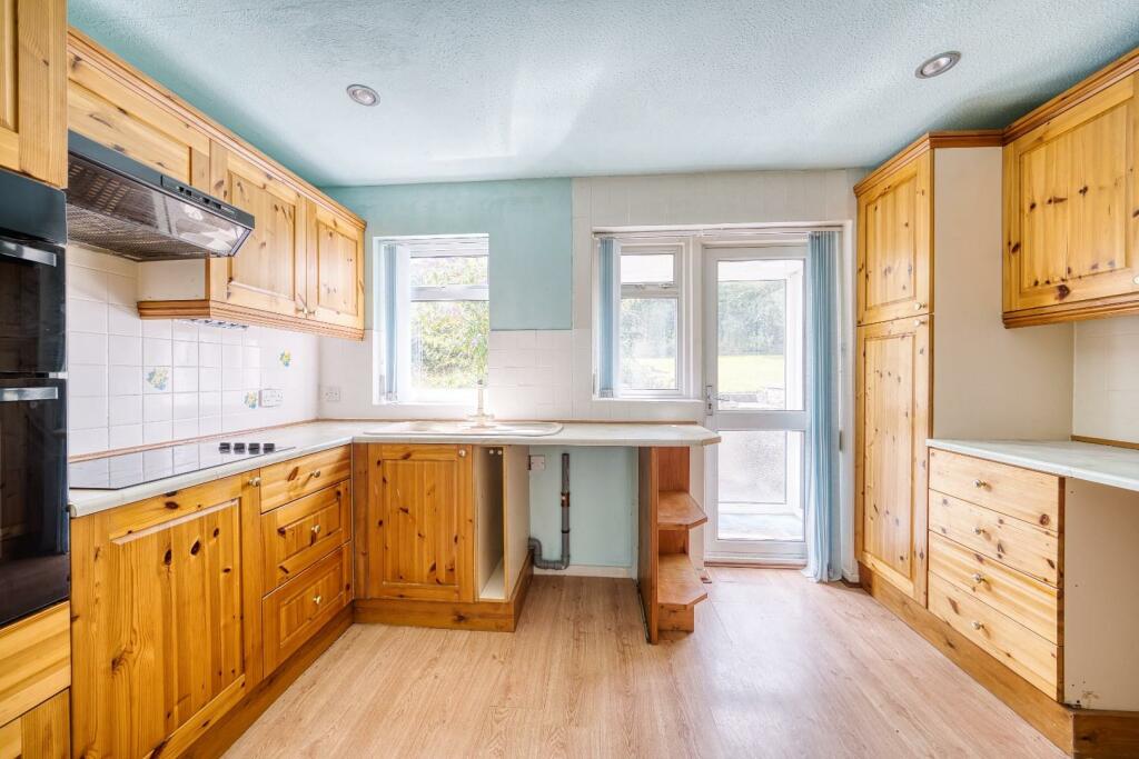 Additional image 4 of Delightful bungalow backing onto open countryside and woodland in the village of Sandford