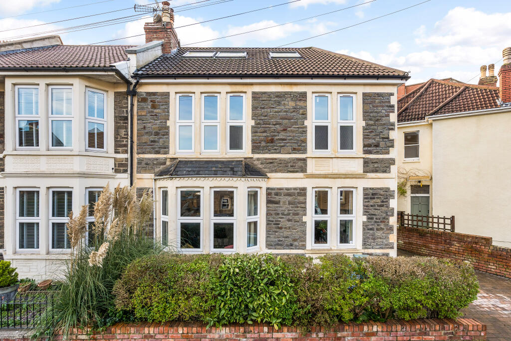 Cairns Road, Bristol, BS6