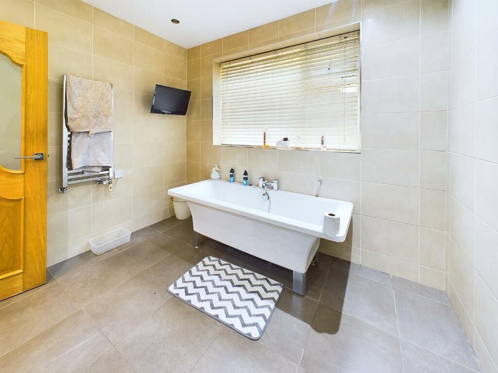 Additional image 8 of Hall Bank Drive, Bingley