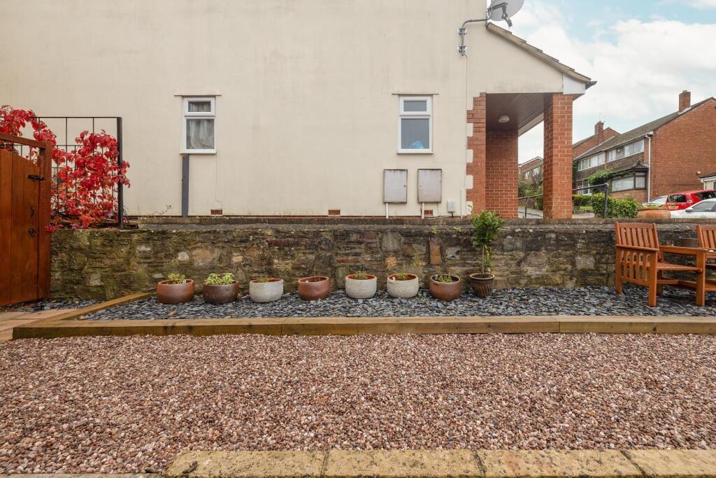 Additional image 32 of Dundridge Lane, Troopers Hill