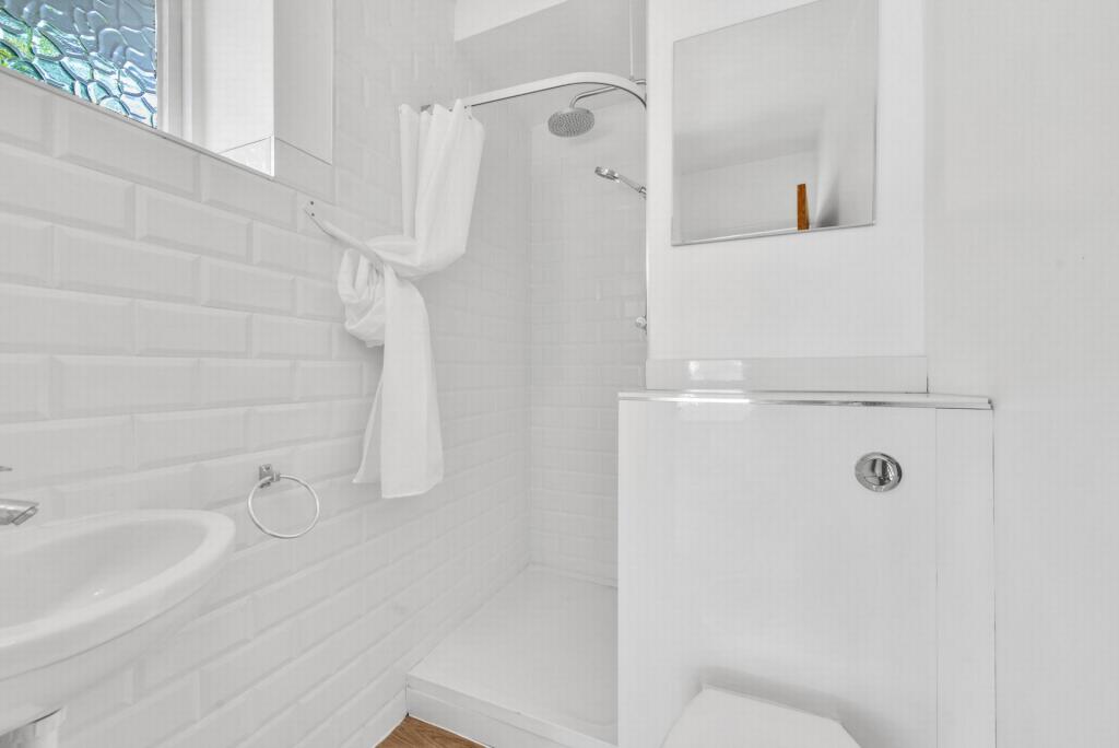 Additional image 15 of Quernmore Close, Bromley, BR1