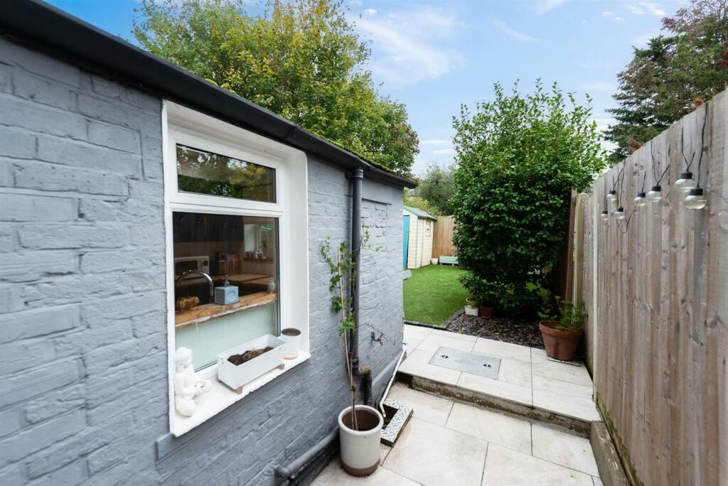 Additional image 13 of Park End, Bromley, BR1