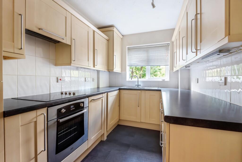 Additional image 3 of Brackley Road Beckenham BR3