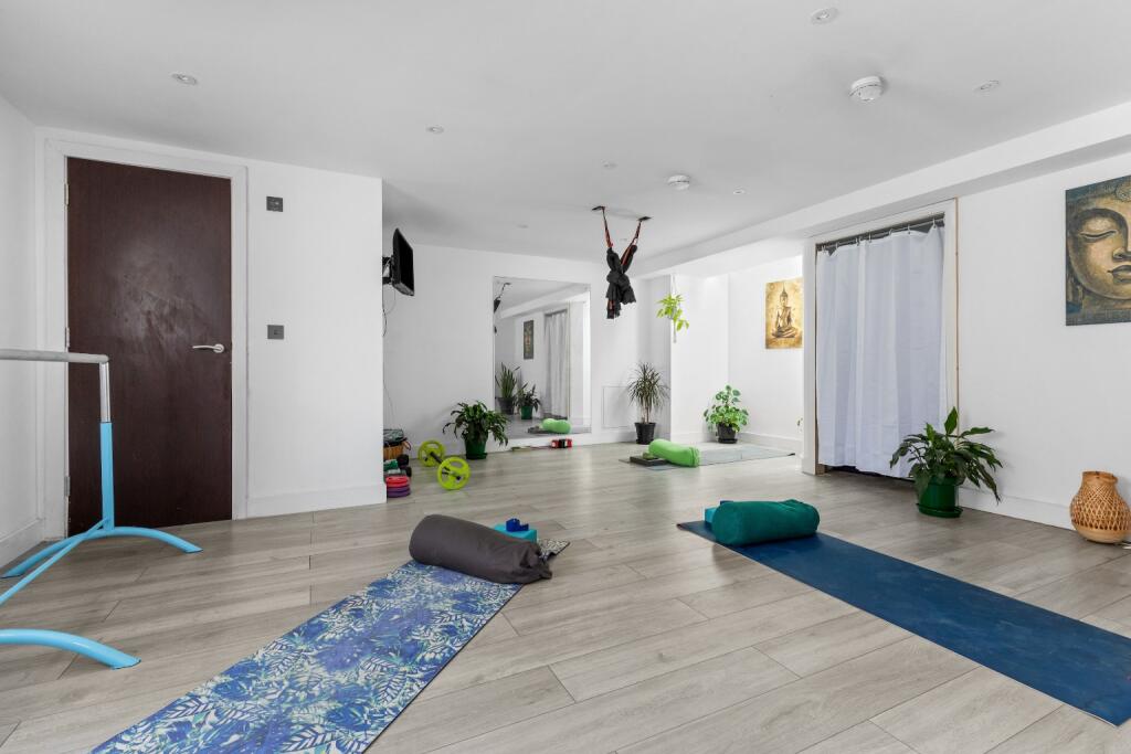 Additional image 7 of Timberyard Lane, Lewes, East Sussex, BN7 2AU