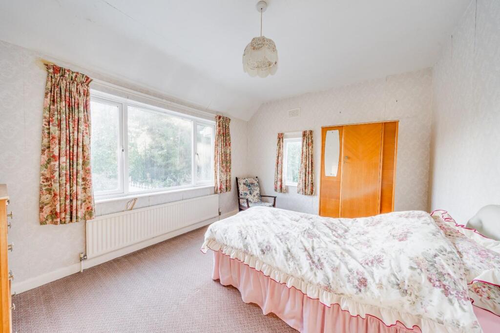 Additional image 14 of Substantial residence boasting endless potential in the village of Winscombe