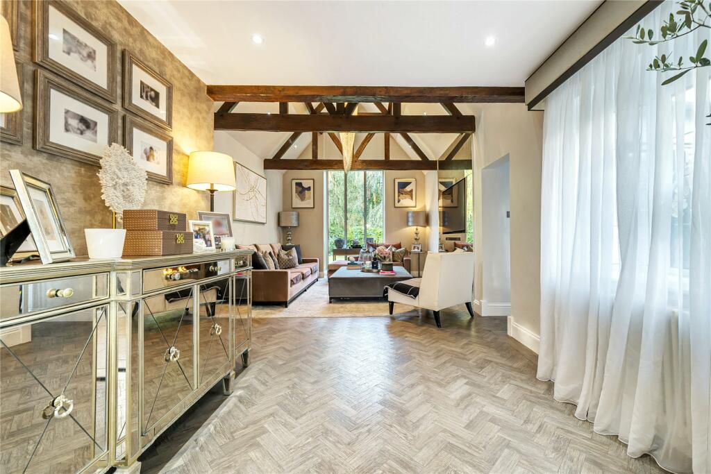 Additional image 8 of Hollydale Drive, Bromley