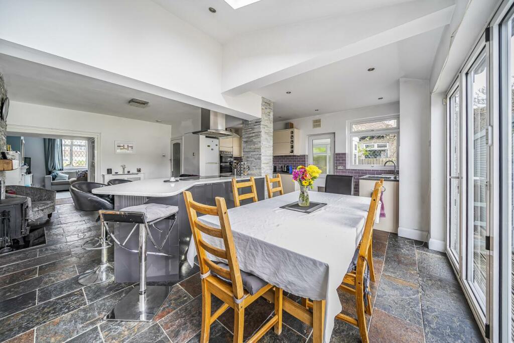 Additional image 5 of Courtfield Rise, West Wickham