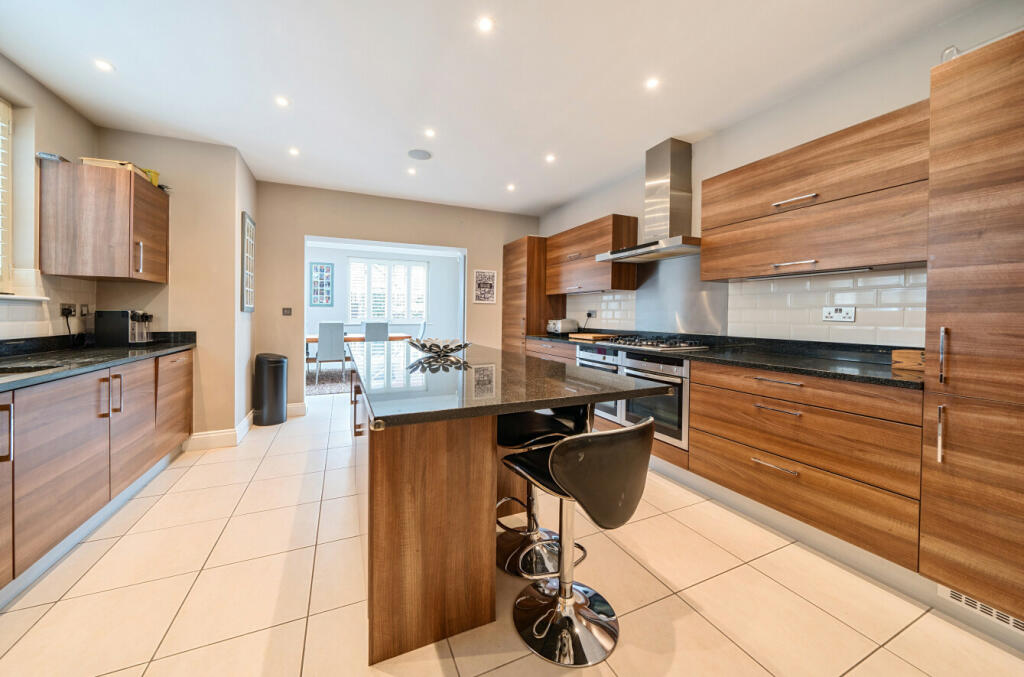 Additional image 2 of Twitten Grove, Bickley, Kent, BR1