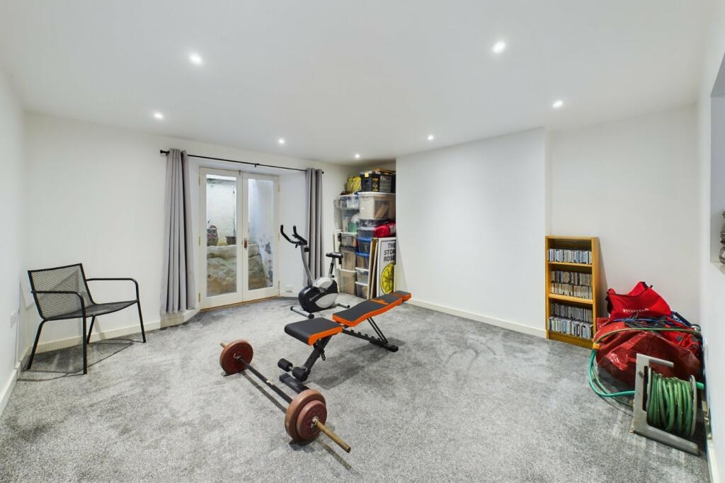 Additional image 7 of Victoria Road, Clevedon, North Somerset, BS21