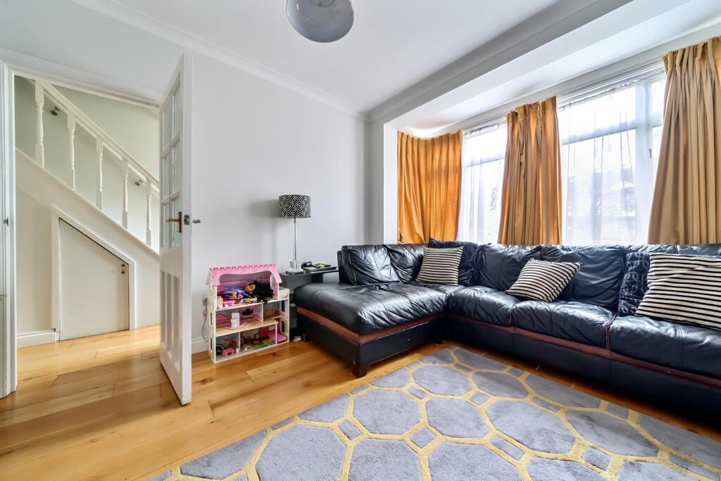 Additional image 14 of Queen Anne Avenue, Bromley