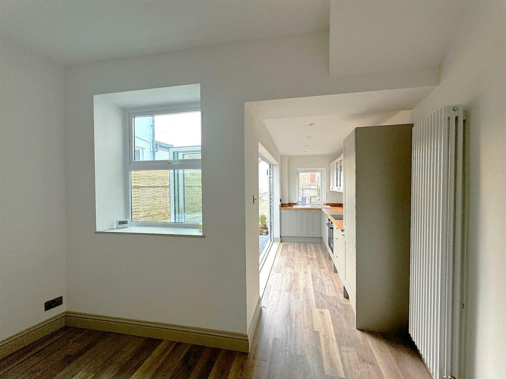 Additional image 8 of Beautiful Refurbished Cottage Set In The Heart Of Westbury Village