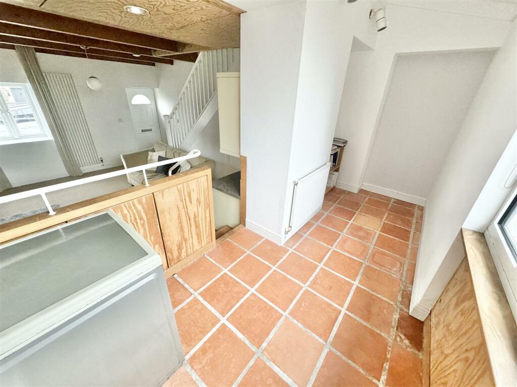 Additional image 5 of No Onward Chain