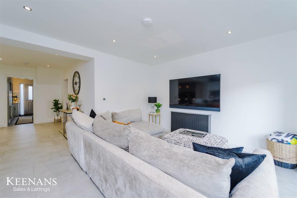 Additional image 24 of Warwick Drive, Clitheroe