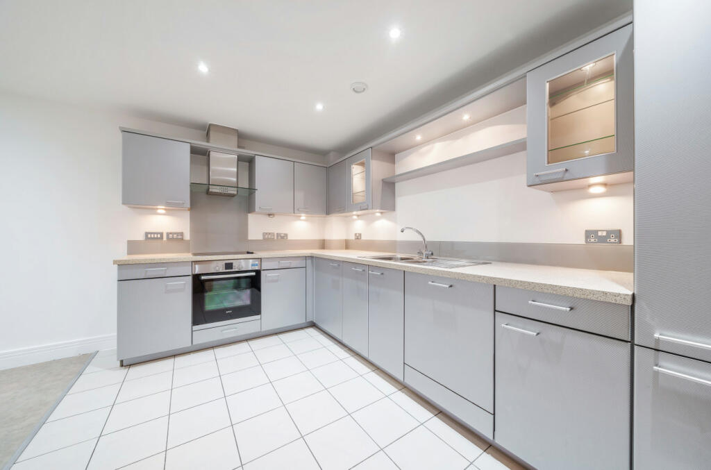 Additional image 11 of Sherman Road, Bromley, BR1