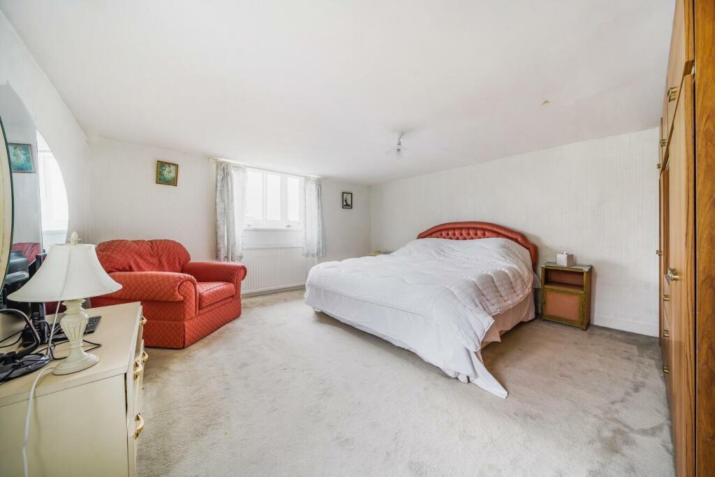 Additional image 10 of Leaves Green Road, Keston