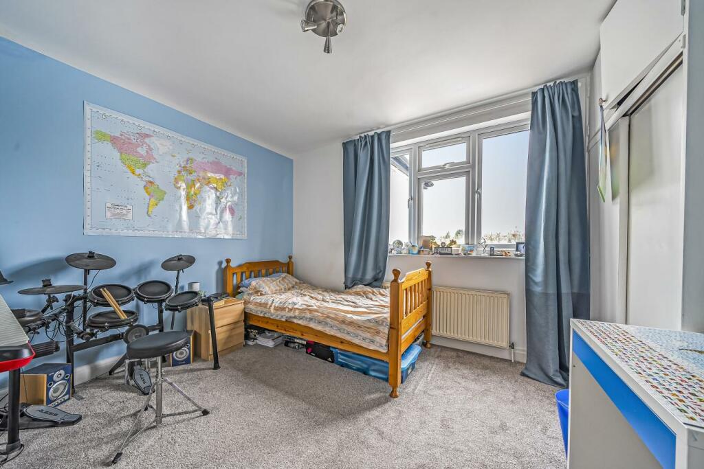 Additional image 13 of Courtfield Rise, West Wickham