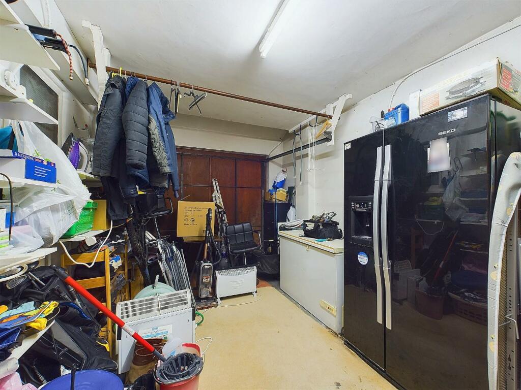 Additional image 19 of Marlings Park Avenue, Chislehurst