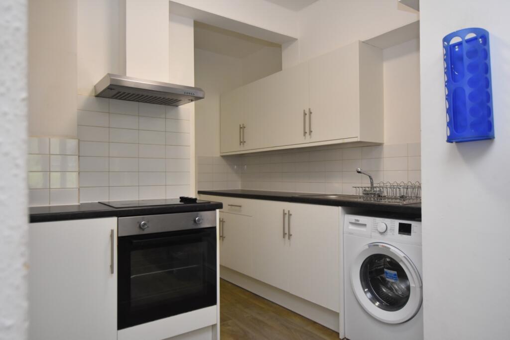 Additional image 7 of Tyndalls Park Road, Garden Flat, Clifton, Bristol, BS8 1PY