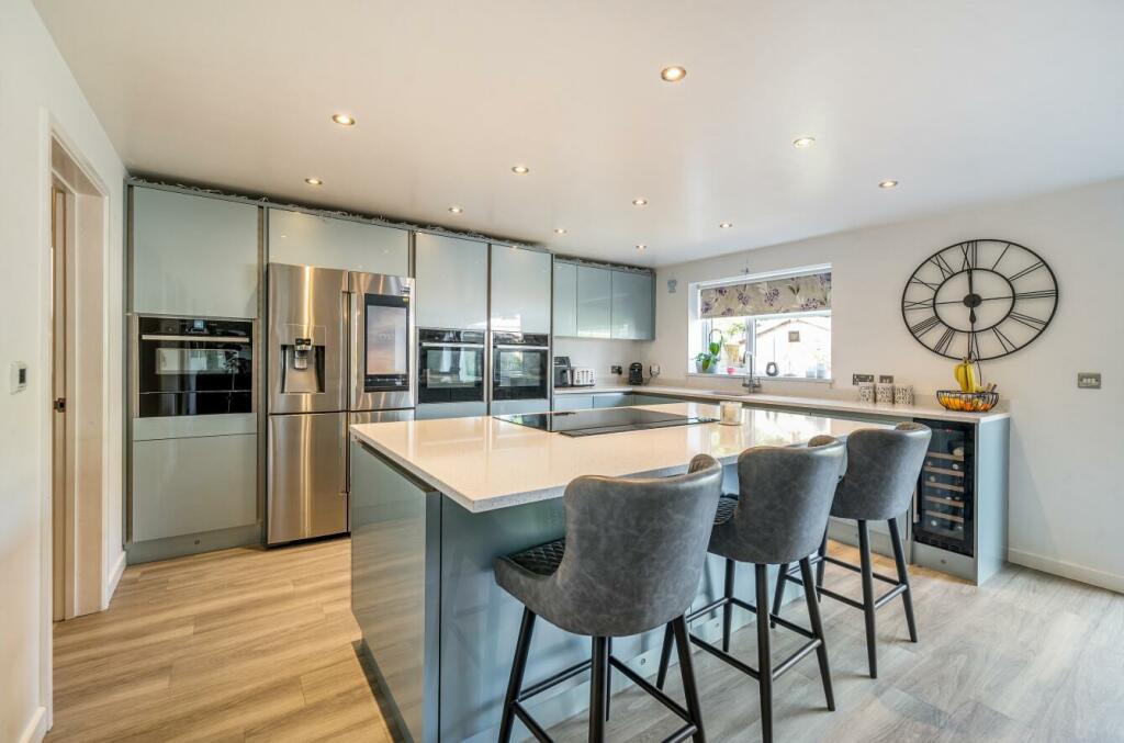 Additional image 25 of Broadway, Yate