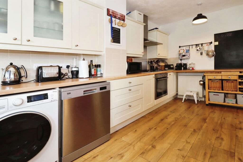 Additional image 5 of Firgrove Crescent, Yate, Bristol