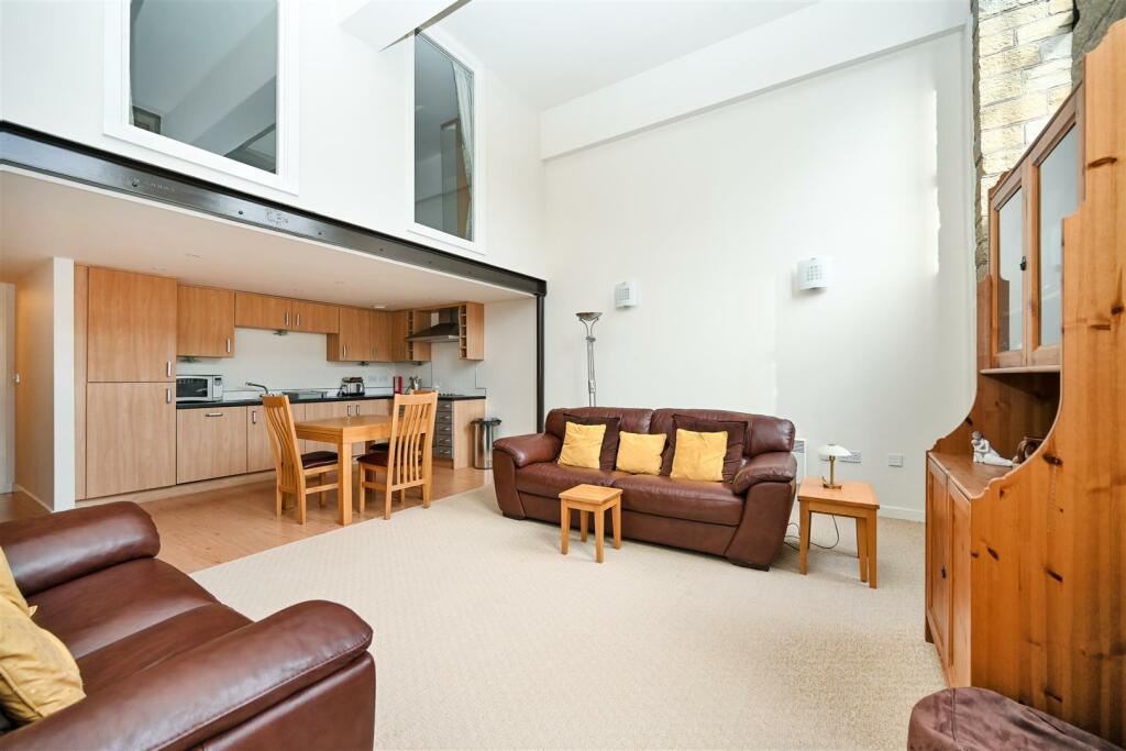 Additional image 4 of Meadow Road, Apperley Bridge, Bradford