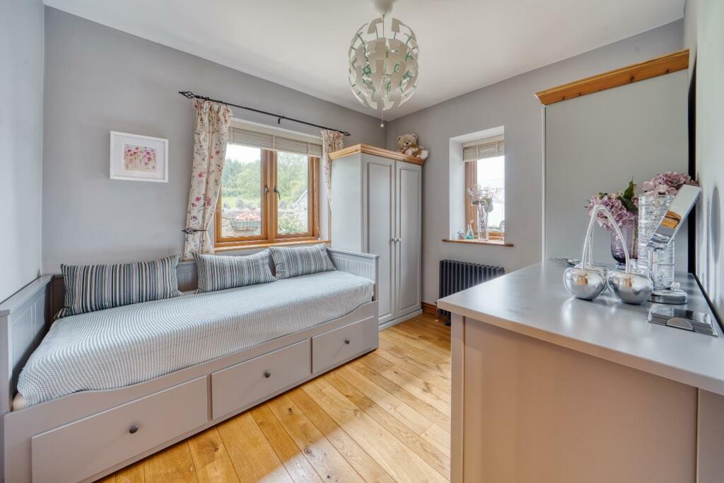 Additional image 12 of Views over Cleeve's countryside with annex