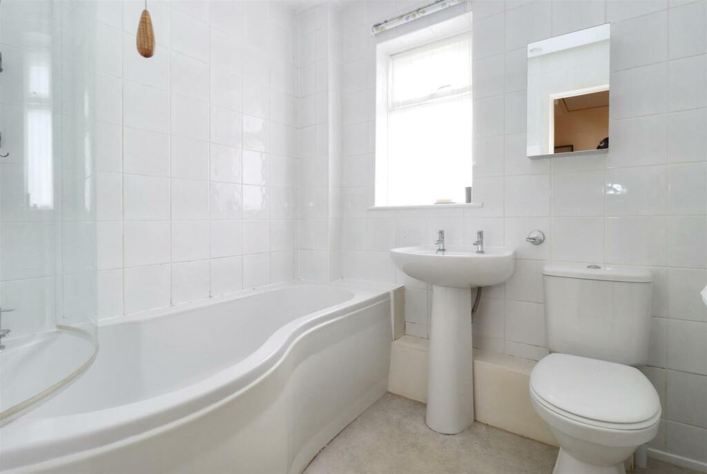 Additional image 7 of Situated close to town centre in Clevedon