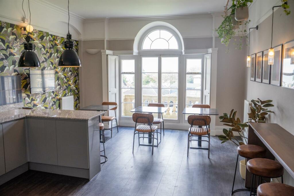 Additional image 5 of Luxurious serviced office suites close to Clevedon sea front