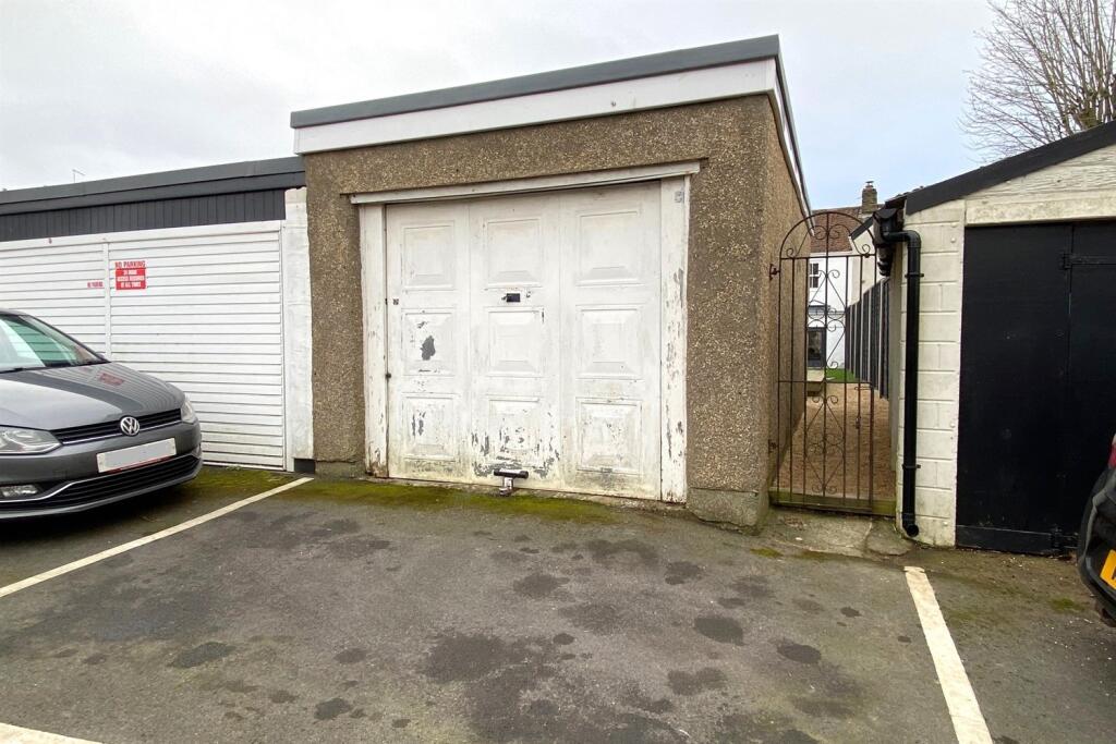 Additional image 3 of High Street, BS15 3QG